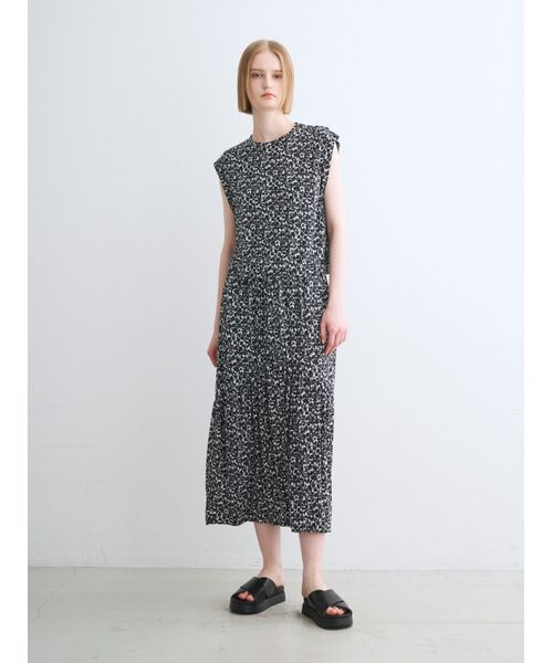 three dots / スリードッツ スカート | Travel line high low skirt | 詳細8