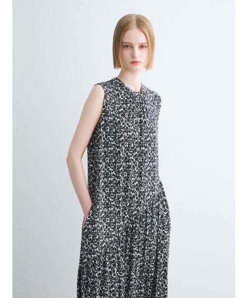 three dots / スリードッツ ドレス | Travel line dress | 詳細7