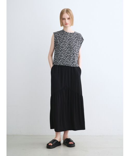 three dots / スリードッツ スカート | Travel line high low skirt | 詳細7