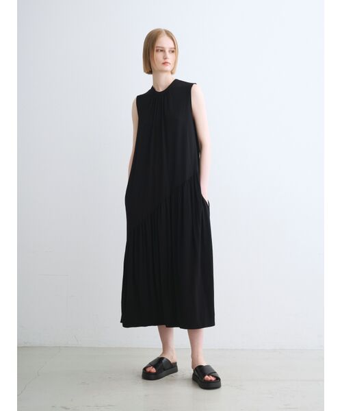 three dots / スリードッツ ドレス | Travel line dress | 詳細6