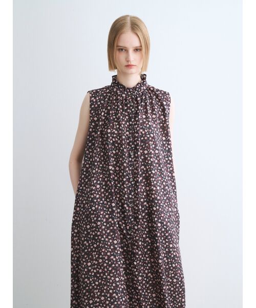 three dots / スリードッツ ドレス | Silky twill gather dress | 詳細7