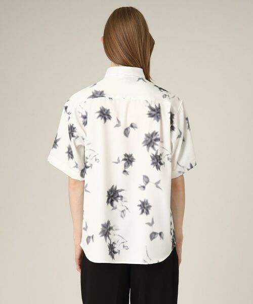 tk.TAKEO KIKUCHI / ティーケー タケオキクチ Tシャツ | フラワーパターン半袖シャツ | 詳細3