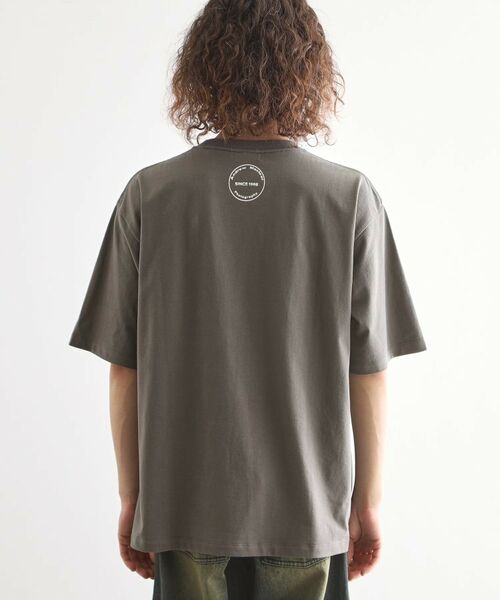 tk.TAKEO KIKUCHI / ティーケー タケオキクチ Tシャツ | アンドリューマクリア フォトTシャツ | 詳細12