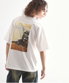 tk.TAKEO KIKUCHI / ティーケー タケオキクチ Tシャツ | アンドリューマクリア バックプリントフォトTシャツ