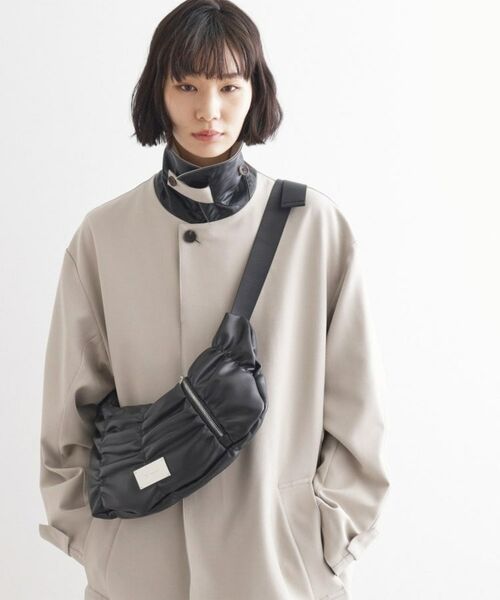 tk.TAKEO KIKUCHI / ティーケー タケオキクチ ショルダーバッグ | 【パフィーシリーズ】ロータスショルダーバッグ | 詳細30