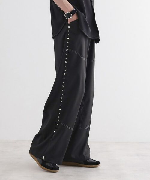 tk.TAKEO KIKUCHI / ティーケー タケオキクチ パンツ | スタッズスラックス(ブラック(019))