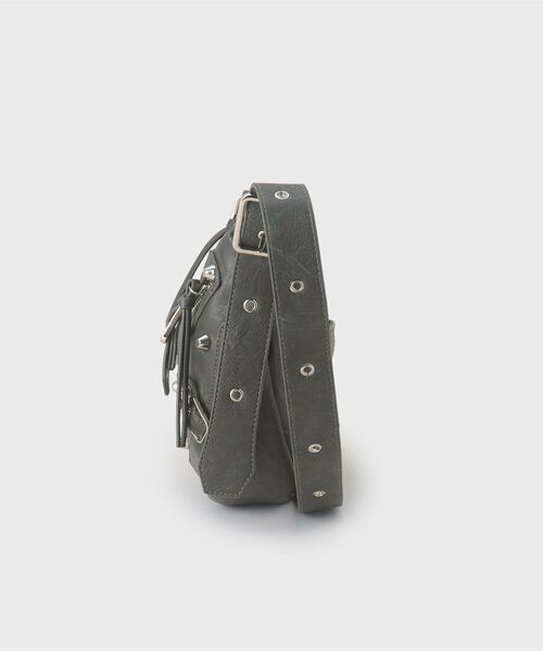 tk.TAKEO KIKUCHI / ティーケー タケオキクチ ショルダーバッグ | 【FANCYシリーズ】スタッズクレセントショルダーバッグ | 詳細29
