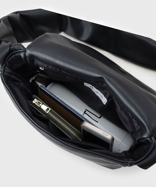 tk.TAKEO KIKUCHI / ティーケー タケオキクチ ショルダーバッグ | 【パフィーシリーズ】フラップショルダーバッグ | 詳細10