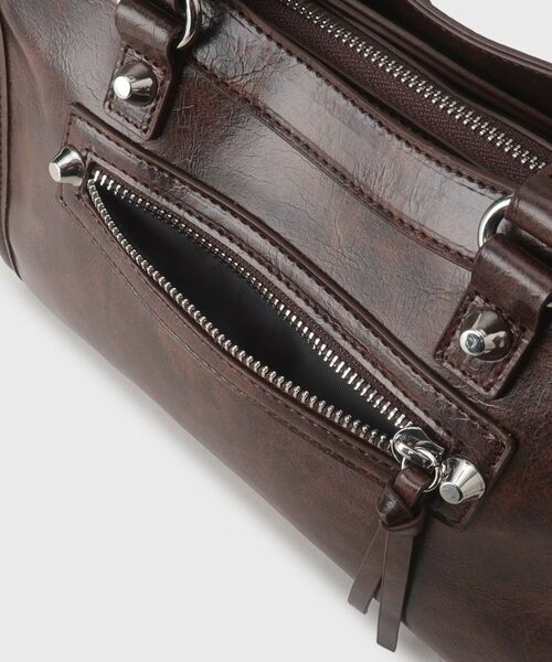 tk.TAKEO KIKUCHI / ティーケー タケオキクチ ショルダーバッグ | 【FANCYシリーズ】スタッズスクエアボストンバッグ | 詳細24