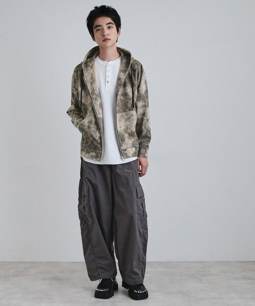 tk.TAKEO KIKUCHI / ティーケー タケオキクチ パーカー | ヴィンテージライクプリント ジップパーカー | 詳細4