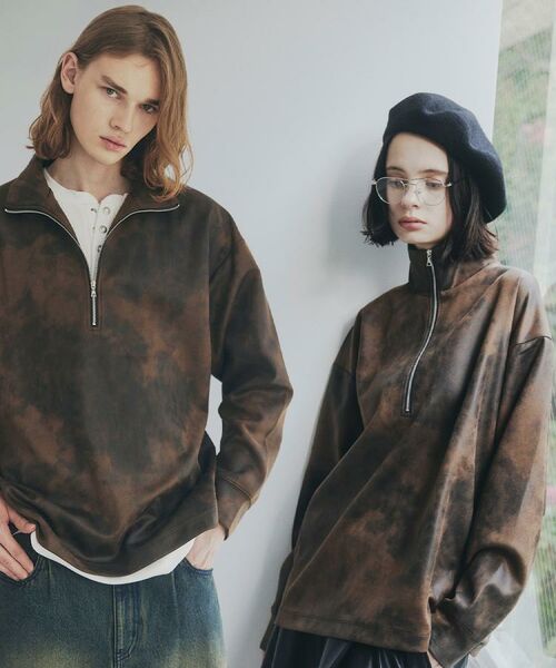 tk.TAKEO KIKUCHI / ティーケー タケオキクチ カットソー | ヴィンテージライクプリント ハーフジッププルオーバー(ブラウン(043))