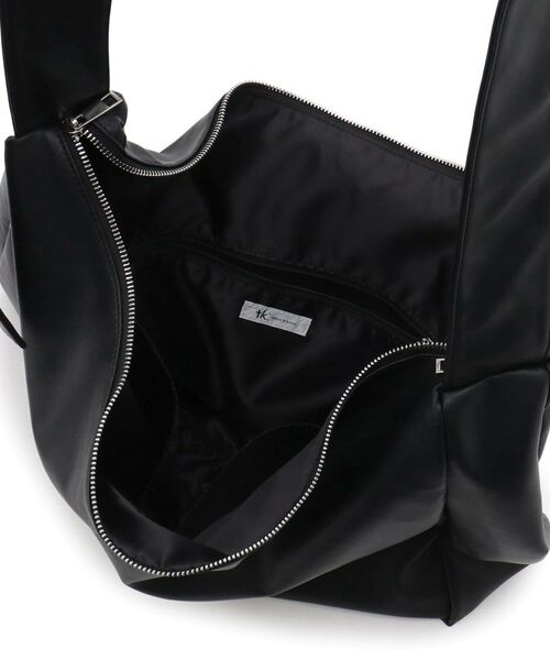 tk.TAKEO KIKUCHI / ティーケー タケオキクチ ショルダーバッグ | ルーズビッグショルダーバッグ／たすき掛け／ビッグ／A3サイズ収納可能 | 詳細10