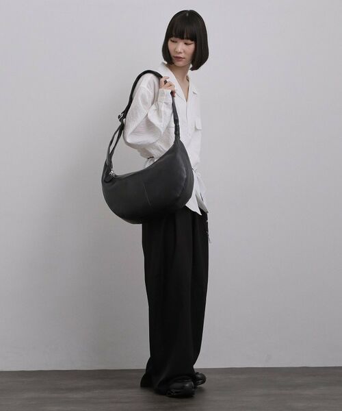 tk.TAKEO KIKUCHI / ティーケー タケオキクチ ショルダーバッグ | 【牛革使用】リアルレザーラウンドショルダーバッグ | 詳細5