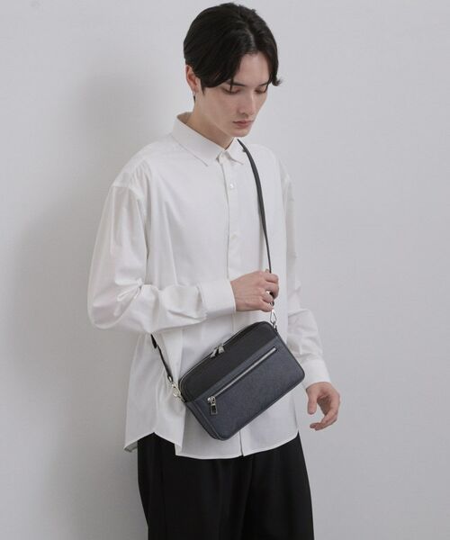 tk.TAKEO KIKUCHI / ティーケー タケオキクチ ショルダーバッグ | バイカラーワイドショルダーバッグ（ブラック(519)）