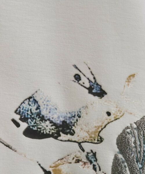 tk.TAKEO KIKUCHI / ティーケー タケオキクチ Tシャツ | リーフエンブロブラーTシャツ | 詳細5