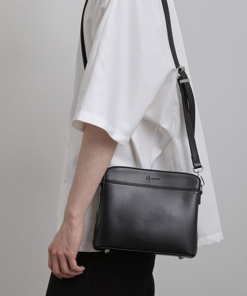 tk.TAKEO KIKUCHI / ティーケー タケオキクチ ショルダーバッグ | フラットショルダーバッグ（ブラック(019)）