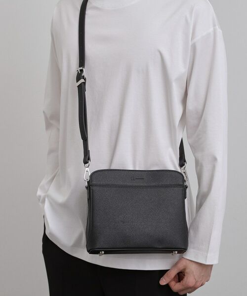 tk.TAKEO KIKUCHI / ティーケー タケオキクチ ショルダーバッグ | フラットショルダーバッグ（ブラック(119)）