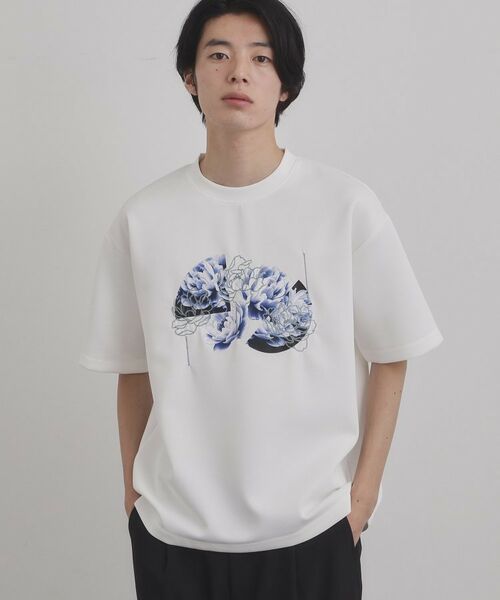 tk.TAKEO KIKUCHI / ティーケー タケオキクチ Tシャツ | フラワープリントTシャツ（ホワイト(001)）
