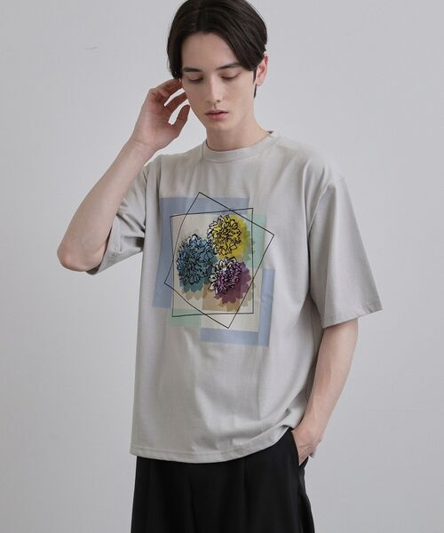 tk.TAKEO KIKUCHI / ティーケー タケオキクチ Tシャツ | フラワープリントTシャツ（ライトグレー(011)）