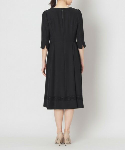 TO BE CHIC (大きいサイズ) / トゥー ビー シック (オオキイサイズ) ロング・マキシ丈ワンピース | 【L】ヘムボーダーレース ワンピース | 詳細5