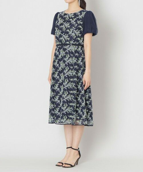 TO BE CHIC (大きいサイズ) / トゥー ビー シック (オオキイサイズ) ロング・マキシ丈ワンピース | 【L】ミモザチュールフィット&フレア ドレス | 詳細4