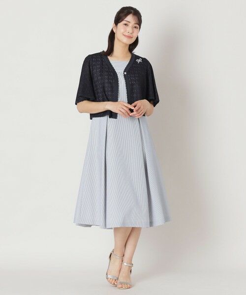 TO BE CHIC (大きいサイズ) / トゥー ビー シック (オオキイサイズ) ブルゾン | 【L】フラワー刺しゅうコンビ ボレロ | 詳細2