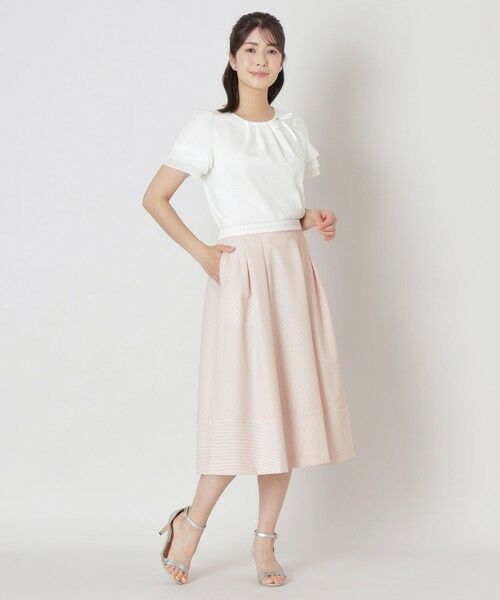 TO BE CHIC (大きいサイズ) / トゥー ビー シック (オオキイサイズ) その他トップス | 【L】リボンコサージュ カットソー | 詳細1