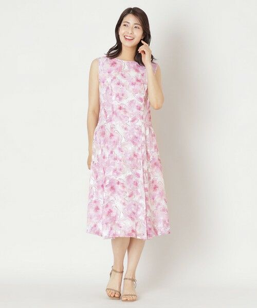 TO BE CHIC (大きいサイズ) / トゥー ビー シック (オオキイサイズ) ロング・マキシ丈ワンピース | 【L】ローズプリントジャカード ワンピース | 詳細1