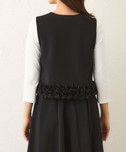 TO BE CHIC (大きいサイズ) / トゥー ビー シック (オオキイサイズ) テーラードジャケット | 【L】マットストレッチダンボール ショートジレ | 詳細4