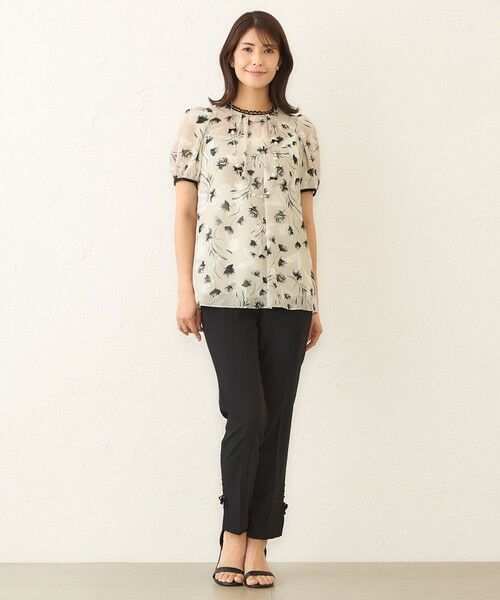 TO BE CHIC (大きいサイズ) / トゥー ビー シック (オオキイサイズ) その他トップス | 【L】ダブルフラワープリント ブラウス | 詳細2