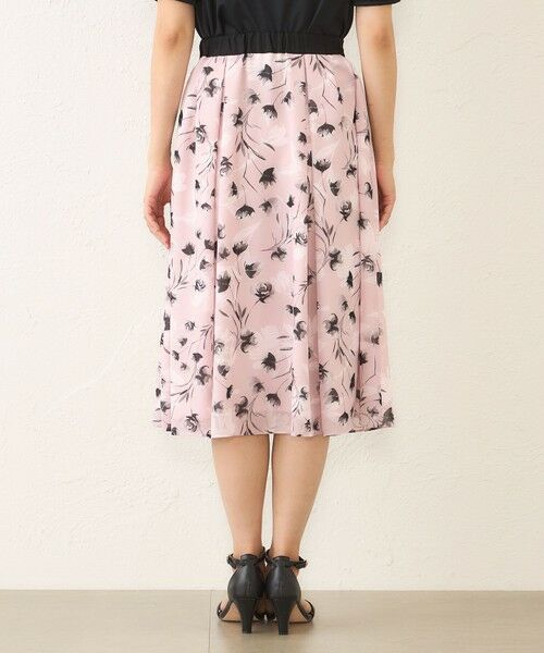 TO BE CHIC (大きいサイズ) / トゥー ビー シック (オオキイサイズ) ロング・マキシ丈スカート | 【L】ダブルフラワープリント タックスカート | 詳細6