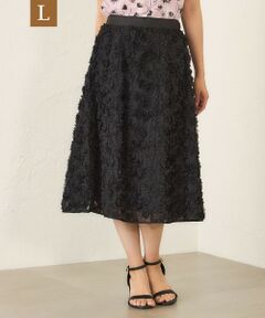 TO BE CHIC (大きいサイズ) / トゥー ビー シック (オオキイサイズ) ロング・マキシ丈スカート | 【L】立体フラワー刺しゅう スカート