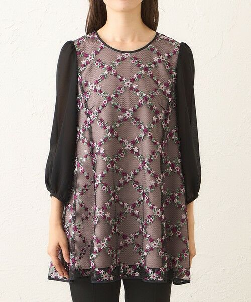TO BE CHIC (大きいサイズ) / トゥー ビー シック (オオキイサイズ) その他トップス | 【L】フラワー刺しゅう チュニックブラウス | 詳細2