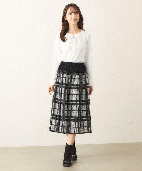 TO BE CHIC (大きいサイズ) / トゥー ビー シック (オオキイサイズ) その他トップス | 【L】リボンビジュー カットソー | 詳細1