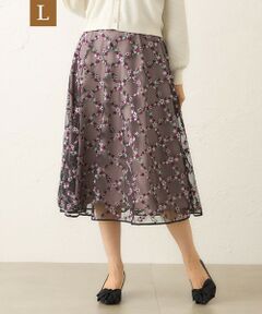 TO BE CHIC (大きいサイズ) / トゥー ビー シック (オオキイサイズ) ロング・マキシ丈スカート | 【L】フラワーチェック刺しゅう フレアスカート