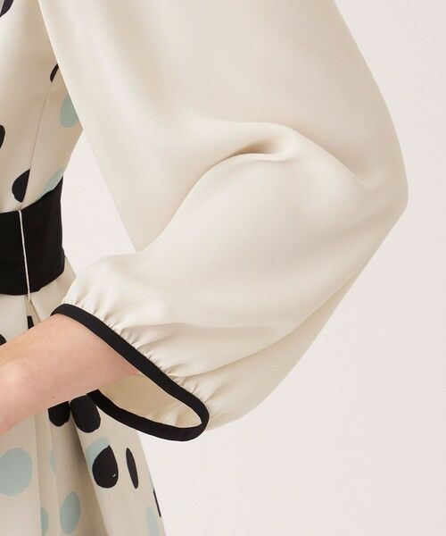 TO BE CHIC (大きいサイズ) / トゥー ビー シック (オオキイサイズ) ロング・マキシ丈ワンピース | 【L】ランダムドット ワンピース | 詳細7