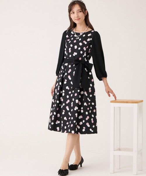 TO BE CHIC (大きいサイズ) / トゥー ビー シック (オオキイサイズ) ロング・マキシ丈ワンピース | 【L】ランダムドット ワンピース | 詳細1