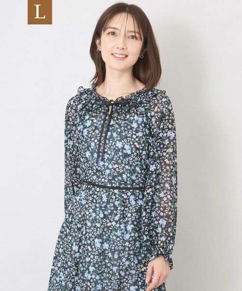 TO BE CHIC (大きいサイズ) / トゥー ビー シック (オオキイサイズ) その他トップス | 【L】プチフルール フリルブラウス（ブラック）