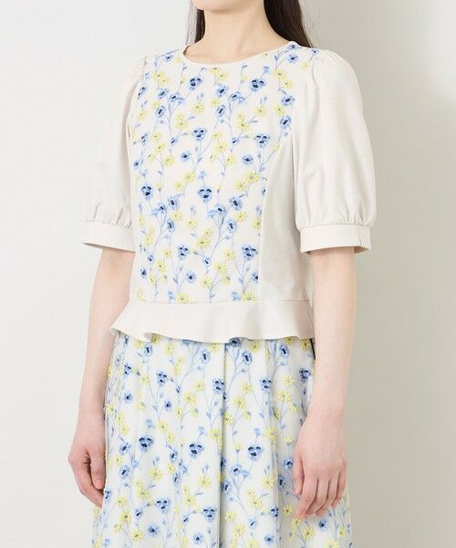TO BE CHIC (大きいサイズ) / トゥー ビー シック (オオキイサイズ) その他トップス | 【L】カモミール刺しゅうドッキングカットソー | 詳細4
