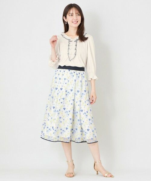TO BE CHIC (大きいサイズ) / トゥー ビー シック (オオキイサイズ) その他トップス | 【L】スムースフリル刺しゅう カットソー | 詳細1