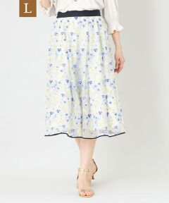 TO BE CHIC (大きいサイズ) / トゥー ビー シック (オオキイサイズ) ロング・マキシ丈スカート | 【L】カモミール刺しゅう チュールフレアスカート