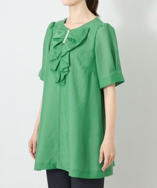 TO BE CHIC (大きいサイズ) / トゥー ビー シック (オオキイサイズ) その他トップス | 【L】パールアクセント タックフリルブラウス | 詳細4