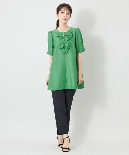 TO BE CHIC (大きいサイズ) / トゥー ビー シック (オオキイサイズ) その他トップス | 【L】パールアクセント タックフリルブラウス | 詳細2