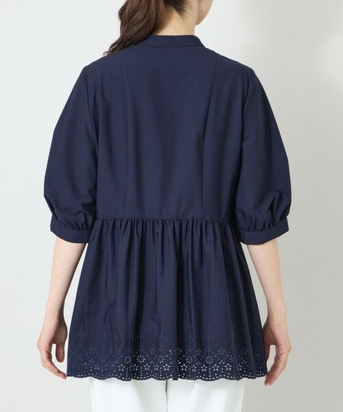 TO BE CHIC (大きいサイズ) / トゥー ビー シック (オオキイサイズ) その他トップス | 【L】エンブロイダリーヘム チュニックブラウス | 詳細4
