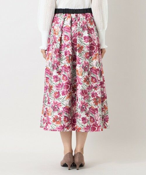 TO BE CHIC (大きいサイズ) / トゥー ビー シック (オオキイサイズ) ロング・マキシ丈スカート | 【L】アートフラワープリント タックフレアスカート | 詳細4