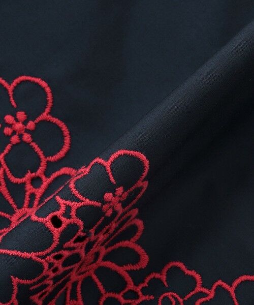 TO BE CHIC / トゥー ビー シック ロング・マキシ丈スカート | パネルフラワー刺繍 スカート | 詳細7