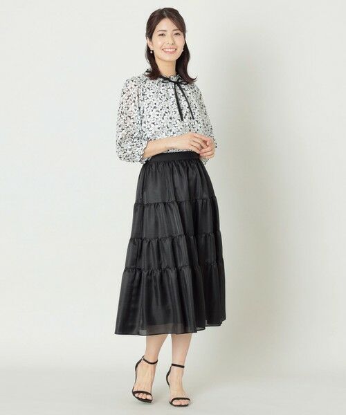 TO BE CHIC / トゥー ビー シック ロング・マキシ丈スカート | ブライトサテンティアード スカート | 詳細1