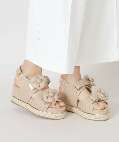 TO BE CHIC / トゥー ビー シック スニーカー | カメリアモチーフ サンダル | 詳細2