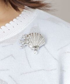 シェルブローチ