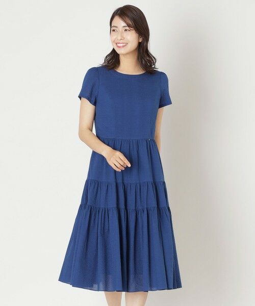 TO BE CHIC / トゥー ビー シック ロング・マキシ丈ワンピース | ウェーブローン ランダムティアードワンピース（サックスブルー３）